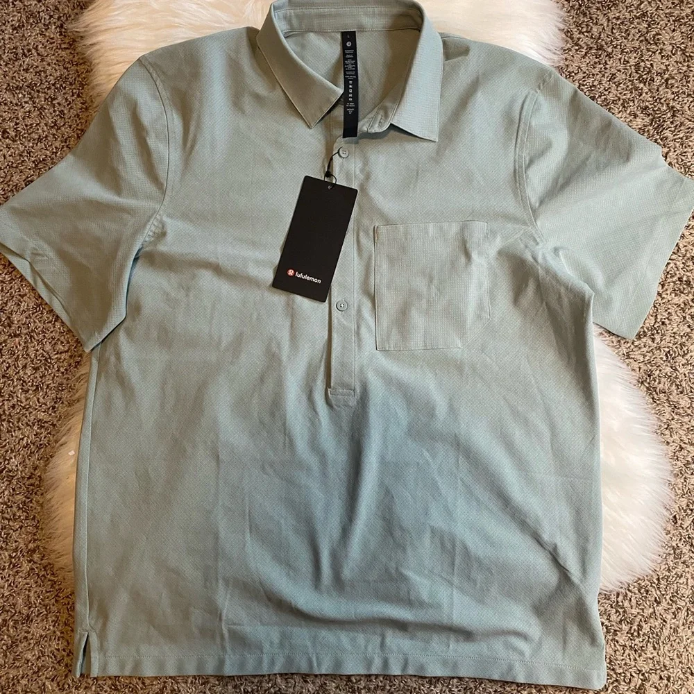 Lululemon WovenAir Popover Shirt silver blue mens short sleeve button down L
